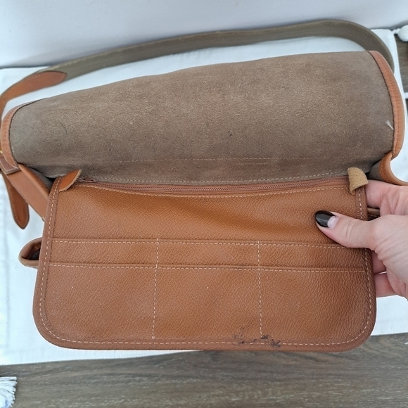 Vintage Dooney&Bourke all weather leather shoulder bag tan - Picture 9 of 11